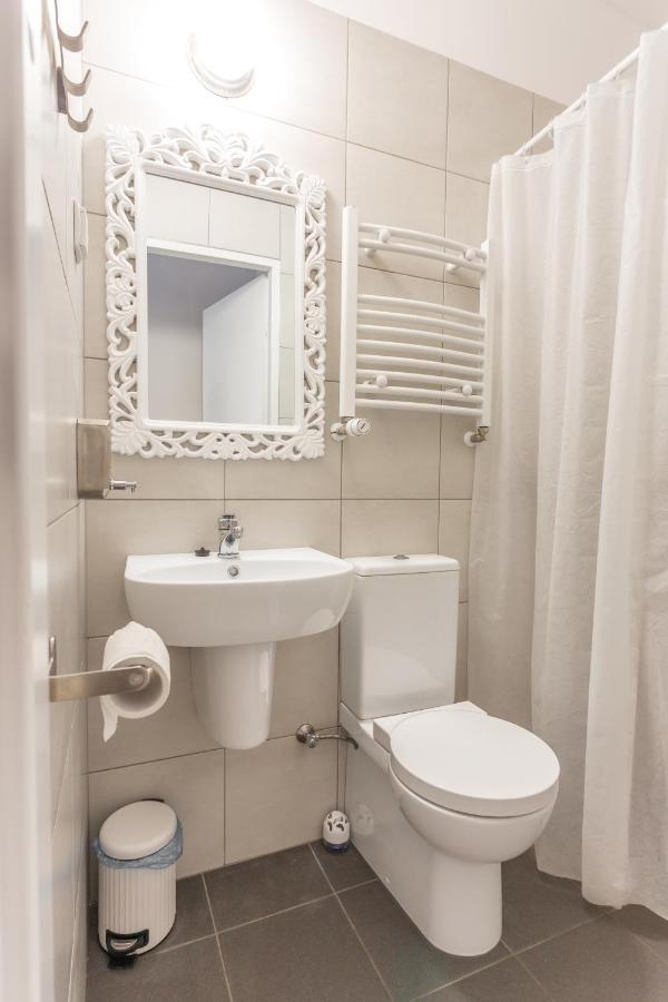 ורוצלב Babel Hostel, Dworzec Pkp, Rynek מראה חיצוני תמונה